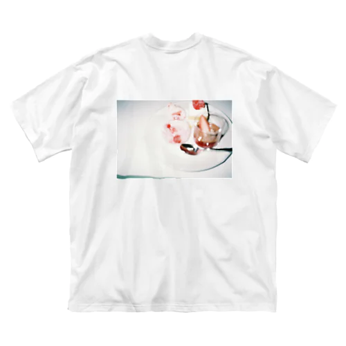 いちごのケーキ ビッグシルエットTシャツ