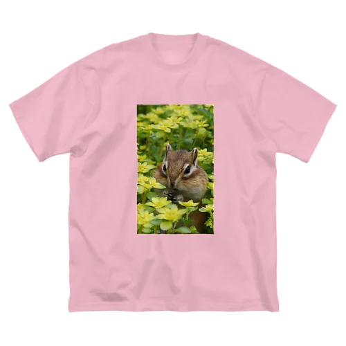 【心とカラダの栄養に】サロベツの花畑でエゾシマリス Big T-Shirt