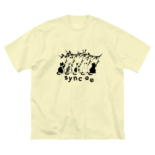 シンクロにゃんこ ビッグシルエットTシャツ