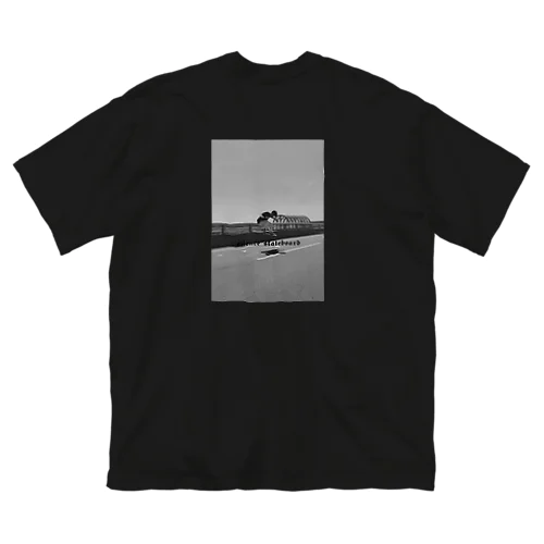 silence skateboard ビッグシルエットTシャツ