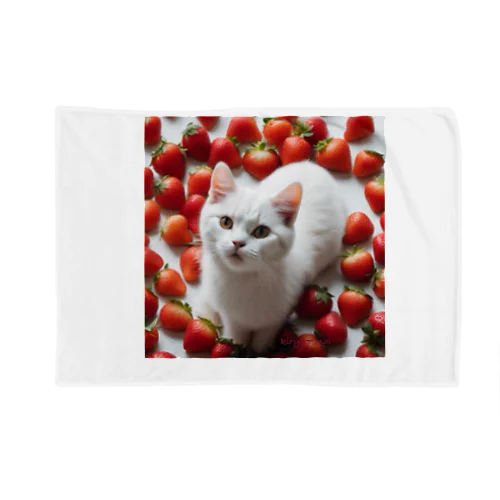 いちごねこ・スクエア Blanket