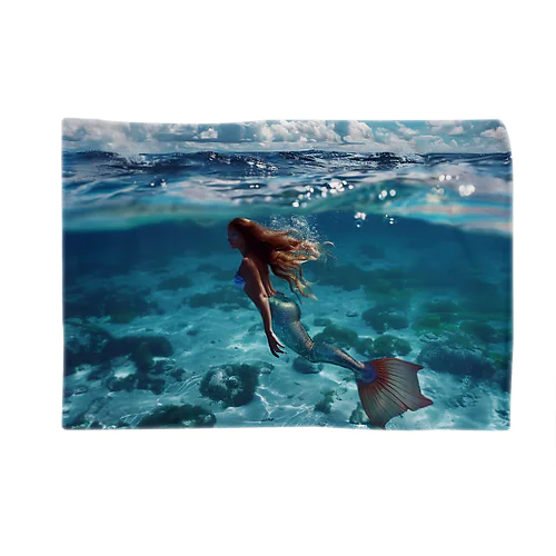 モルジブの大海原で人魚が泳いでいますsanae2074 Blanket