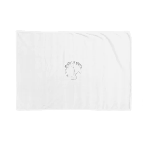 oshima white Blanket