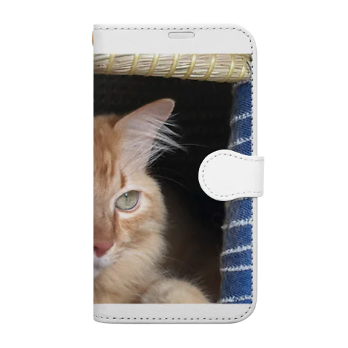 ちぐらでくつろぐチビエル Book-Style Smartphone Case