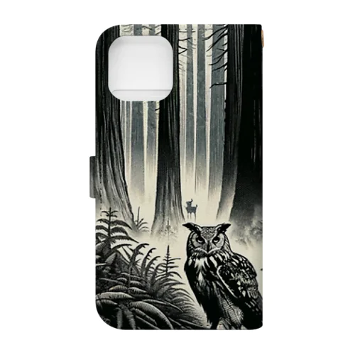 Owl in the forest Book-Style Smartphone Case