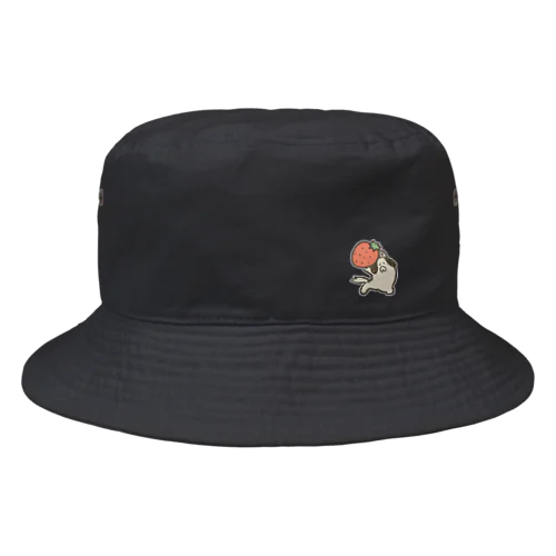 イチゴどっこいしょイヌ Bucket Hat