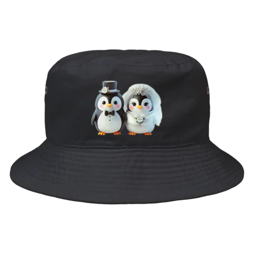 可愛い新婚ペンギンちゃん Bucket Hat