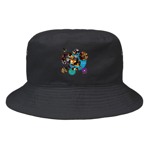 ca37_瀑_justice Bucket Hat