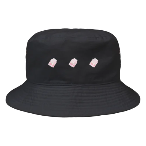 いちごみるく Bucket Hat