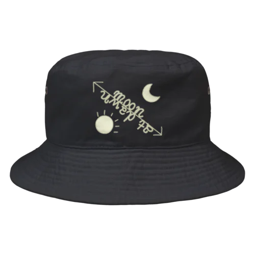夜明けの月帽 Bucket Hat