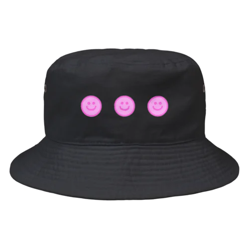 ☻ ！ Bucket Hat