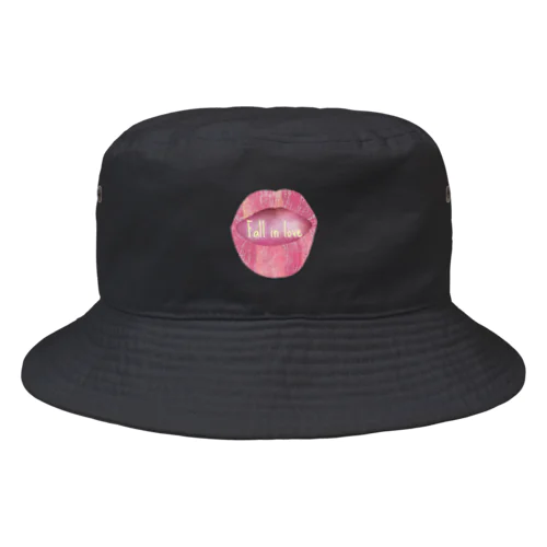 Lips💋 foll in love Bucket Hat