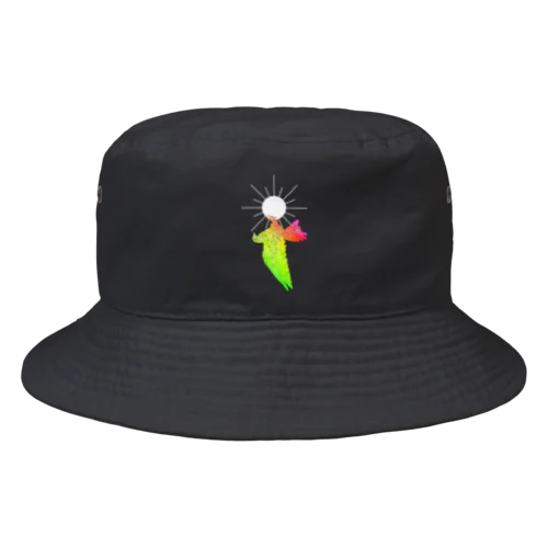 日輪に依存する鳩 Bucket Hat