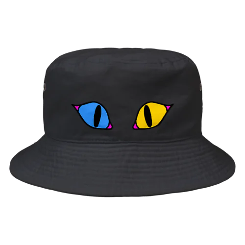 ねこおめめ Bucket Hat