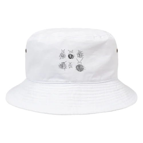 こどもが描いたモノクロのてんとう虫の Bucket Hat