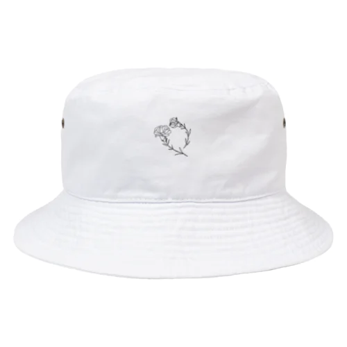 カーネーションの Bucket Hat