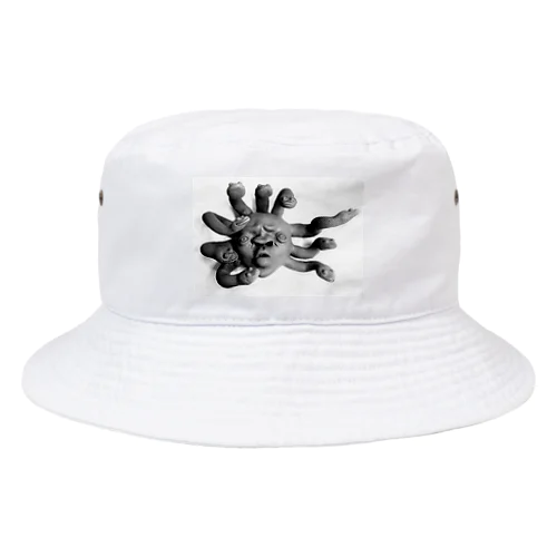 メドゥーサ Bucket Hat