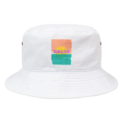 サーファーショップにありそうなTシャツ前面 Bucket Hat