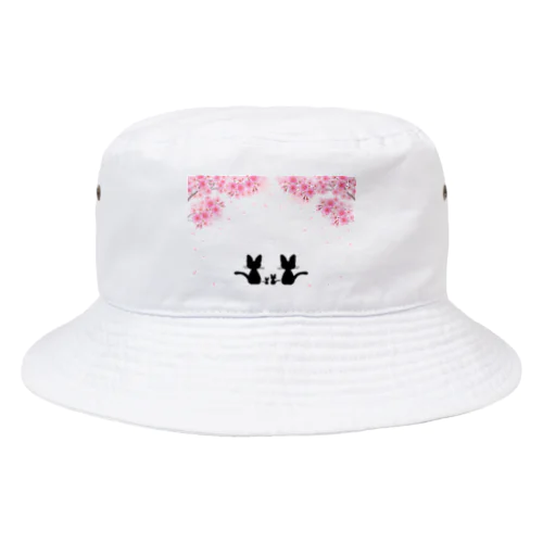 桜と黒ねこ親子 Bucket Hat