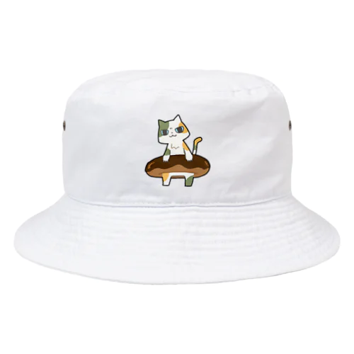 ドーナツをゲットしてご満悦の猫 Bucket Hat