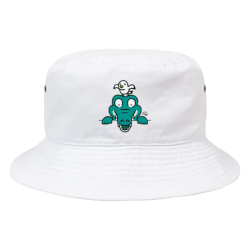 海で遊ぼうと誘われただりぃワニB Bucket Hat