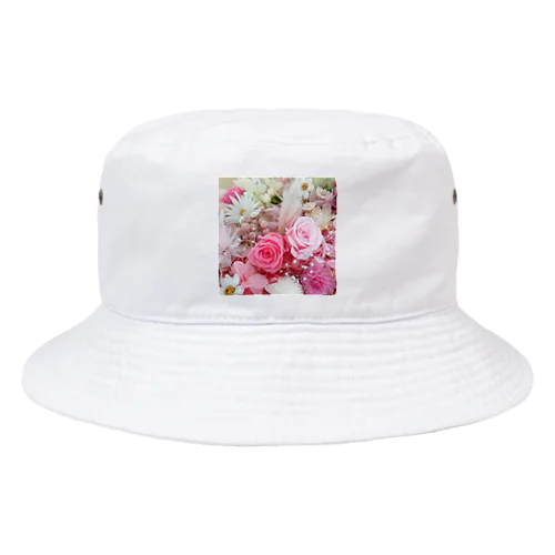 ピンクローズのガーリーな花柄 Bucket Hat