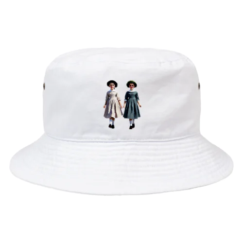 かわいい双子ちゃん Bucket Hat