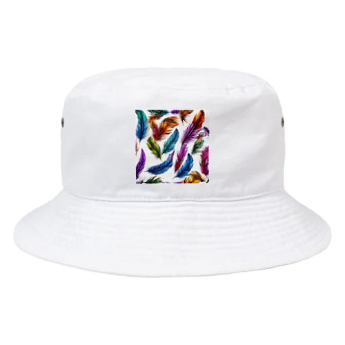 鮮やか 羽根 Bucket Hat