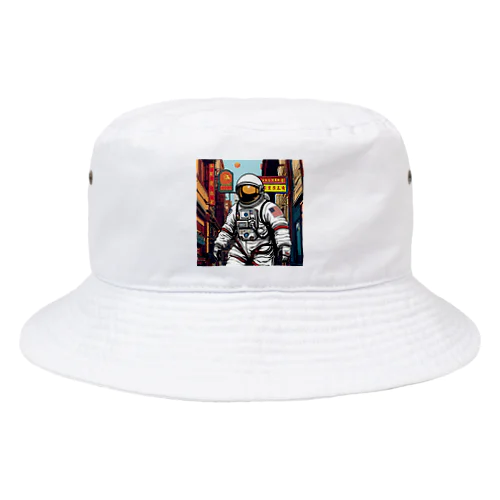 場違いコーディネート Bucket Hat