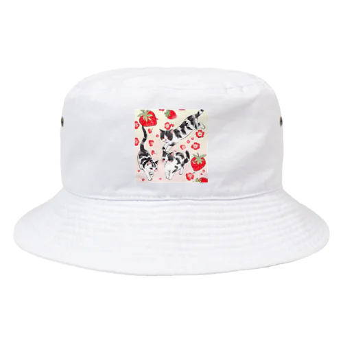 イチゴ猫 Bucket Hat