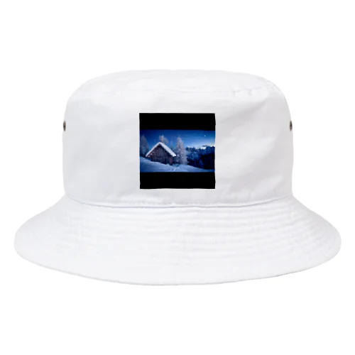 素朴な雪小屋 Bucket Hat