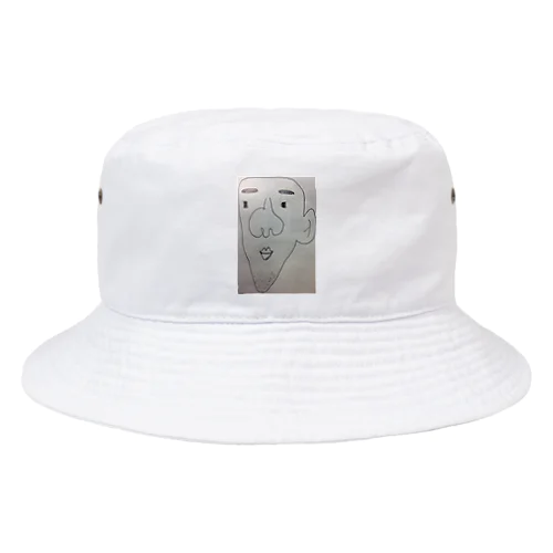 久方ぶりに、、 Bucket Hat