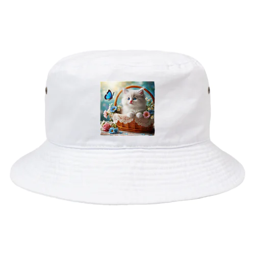 「青い蝶々を見つめる白猫」 Bucket Hat