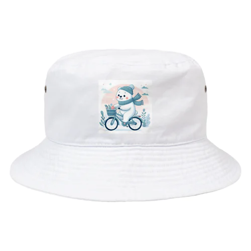 自転車で駆け抜けてシロクマ Bucket Hat