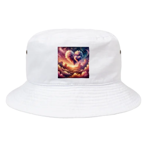 愛の宙(そら)に浮かぶ心 Bucket Hat