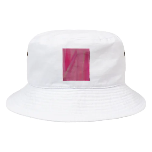 ストロベリー Bucket Hat