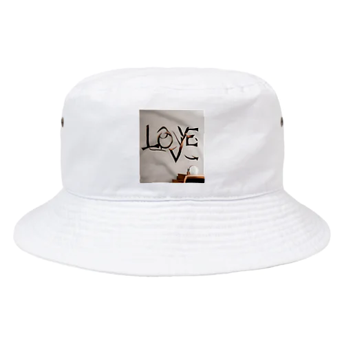 LOEVVE Bucket Hat