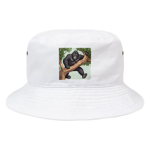 木を登っているゴリラ Bucket Hat