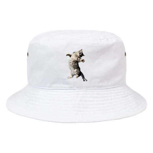 お腹が重くて寝返りが大変な猫 Bucket Hat