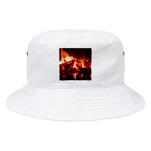 レッドファイヤー Bucket Hat