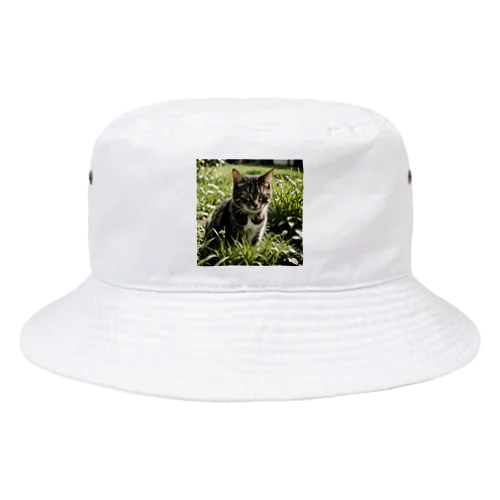 草むらの猫 Bucket Hat