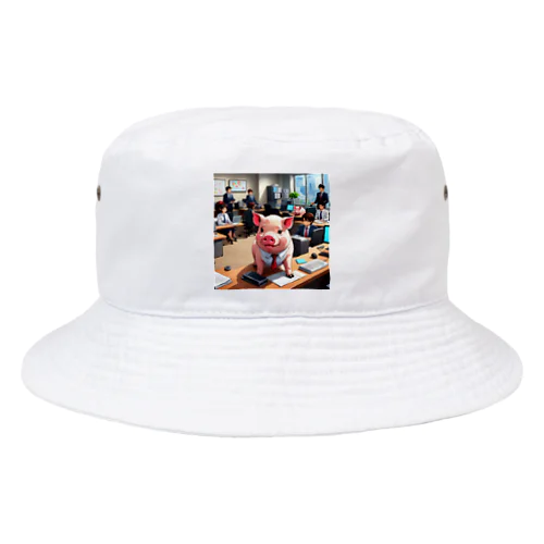 会社の組織改革を行うミニブタ Bucket Hat