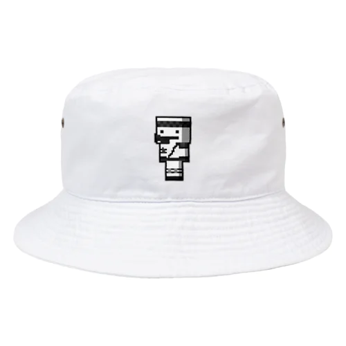 なんかしろくてぶそうしてるやつ Bucket Hat