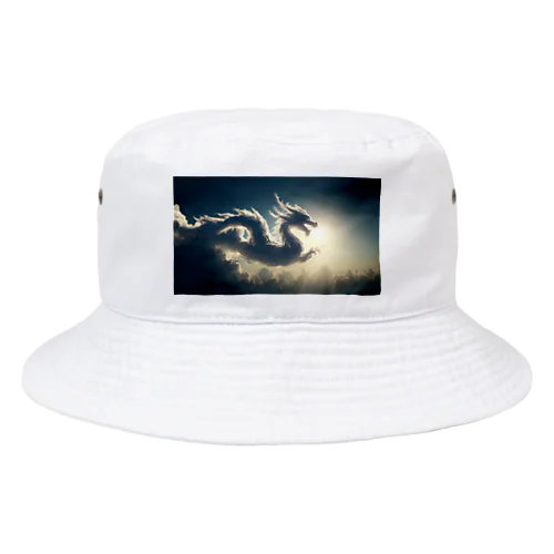 太陽へ向かう雲龍 Bucket Hat