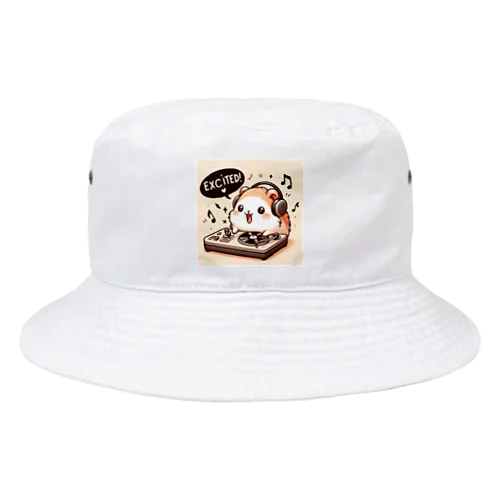 ハムスターがDJブースでスピン！ Bucket Hat