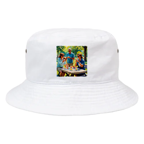 アイスクリームを楽しむ家族 Bucket Hat