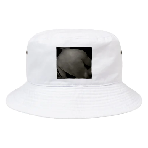 背中で語ろう Bucket Hat