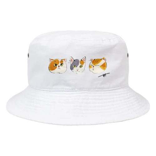 にゃんトリオ1 Bucket Hat