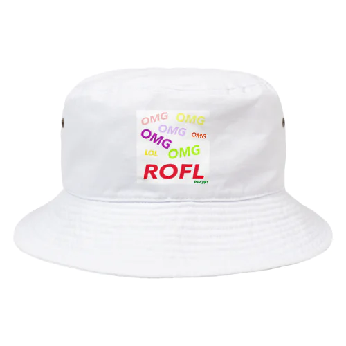 笑いが止まらないOMG Bucket Hat