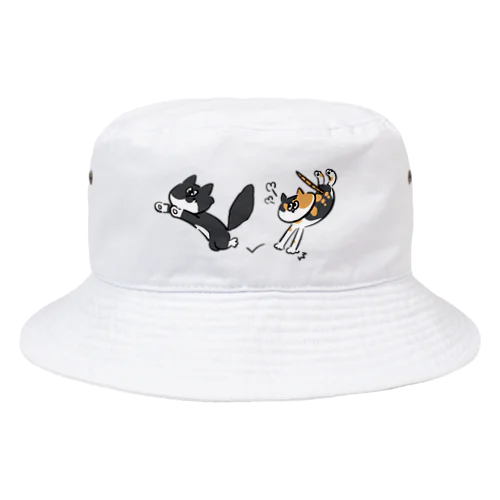 追いかけっこ Bucket Hat